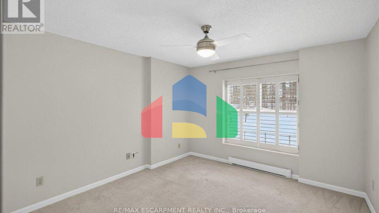 Residential - Condo/Apartment - Cambridge, Canada - Canada