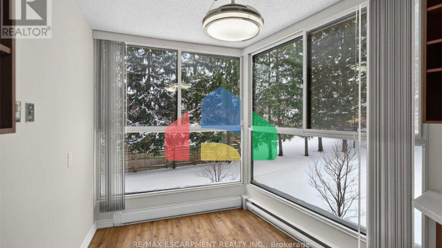 Residential - Condo/Apartment - Cambridge, Canada - Canada