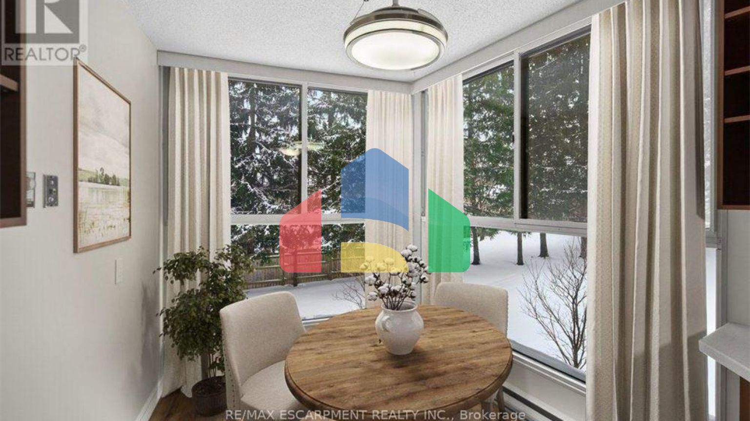 Residential - Condo/Apartment - Cambridge, Canada - Canada