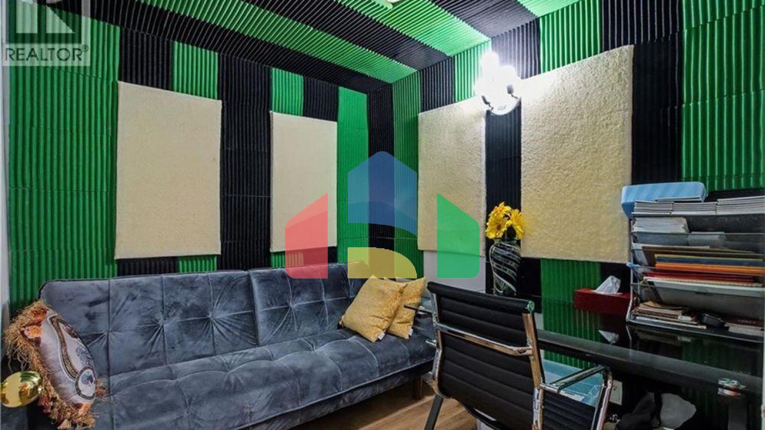 Commercial - Commercial/Retail - Cambridge, Canada - Canada