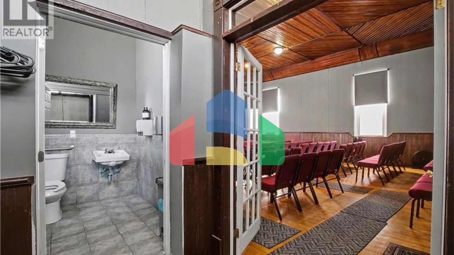 Commercial - Commercial/Retail - Cambridge, Canada - Canada