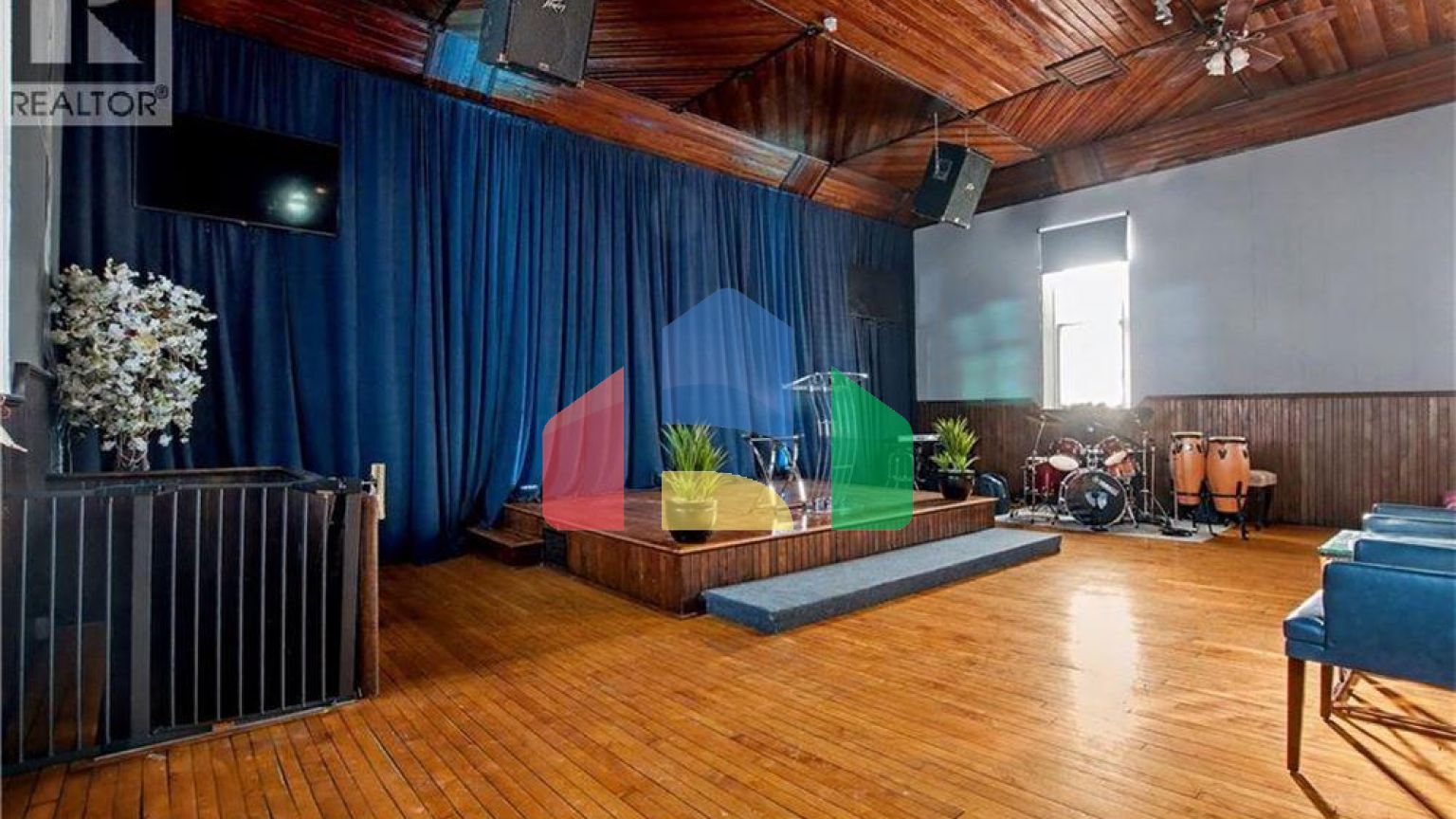 Commercial - Commercial/Retail - Cambridge, Canada - Canada