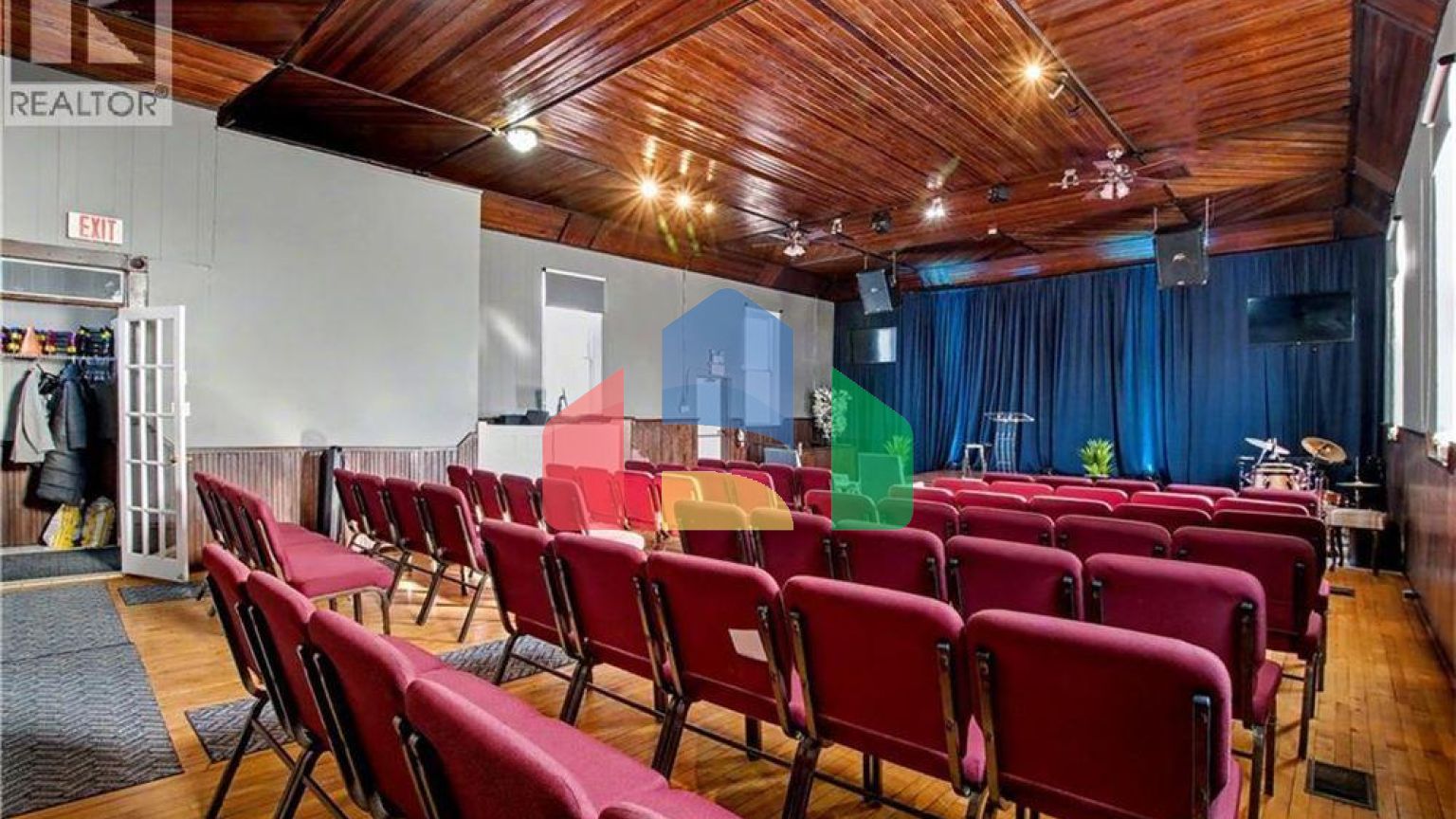 Commercial - Commercial/Retail - Cambridge, Canada - Canada