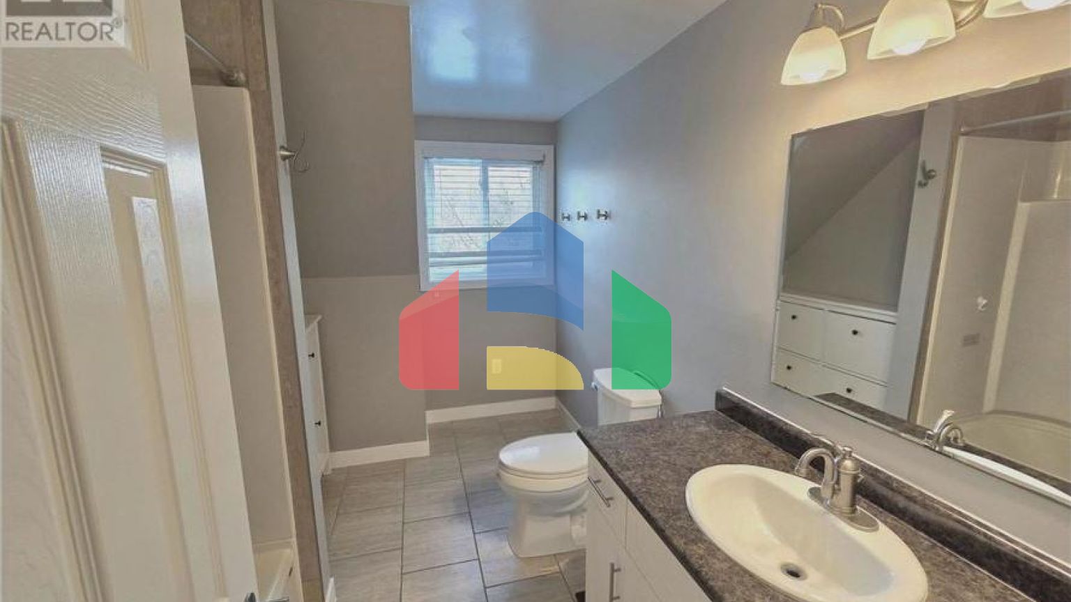 Residential - Single Family Home - Cambridge, Canada - Canada