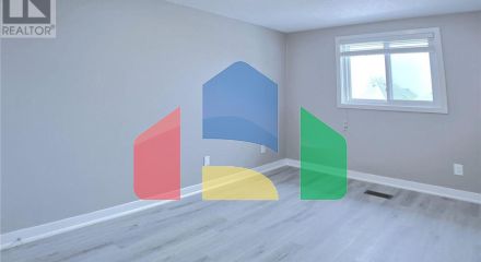 Residential - Single Family Home - Cambridge, Canada - Canada