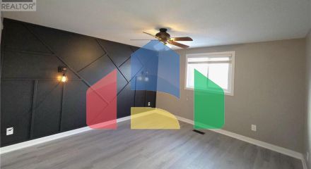 Residential - Single Family Home - Cambridge, Canada - Canada