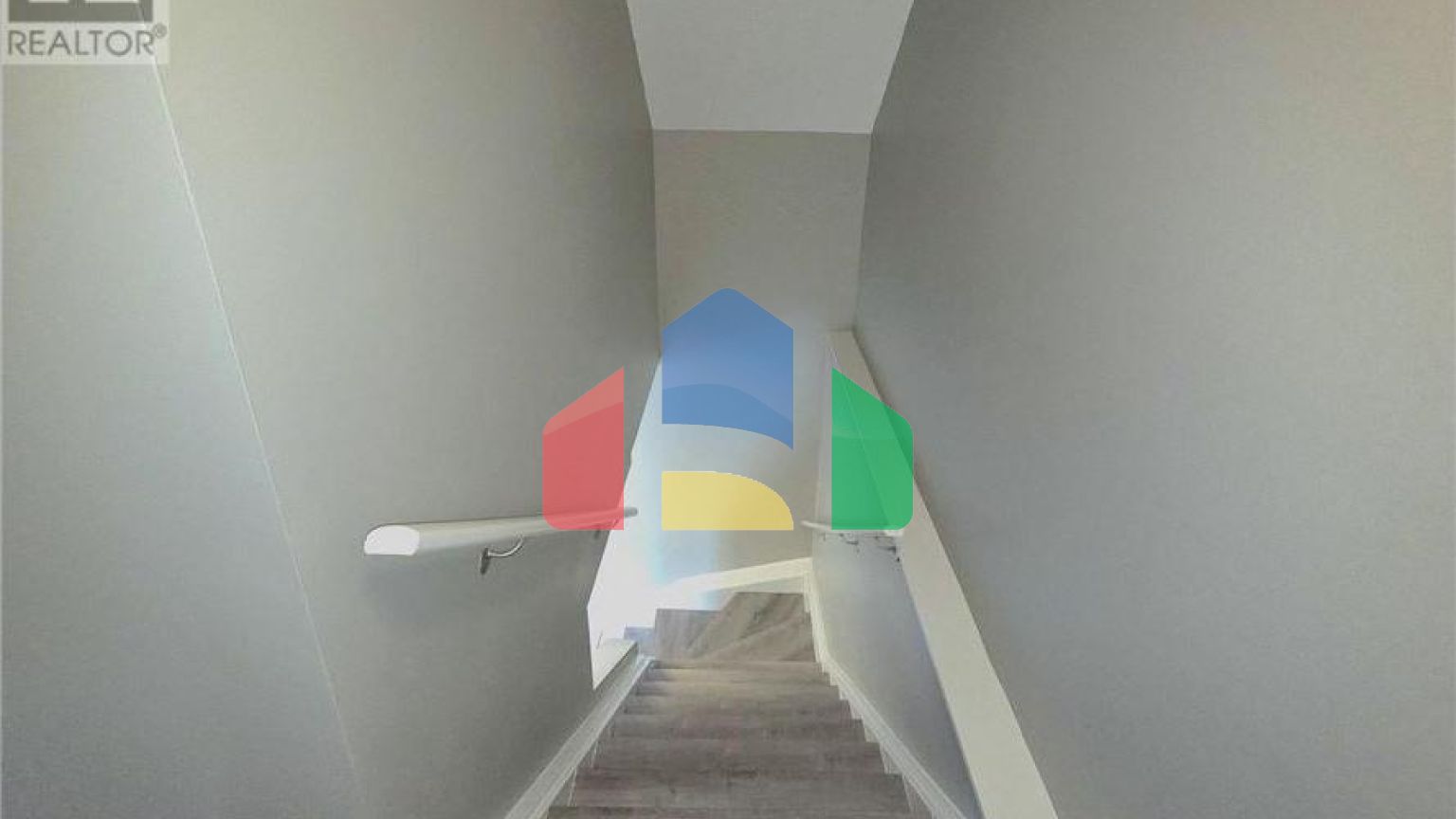 Residential - Single Family Home - Cambridge, Canada - Canada