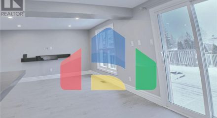 Residential - Single Family Home - Cambridge, Canada - Canada