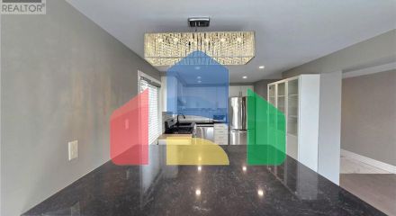 Residential - Single Family Home - Cambridge, Canada - Canada