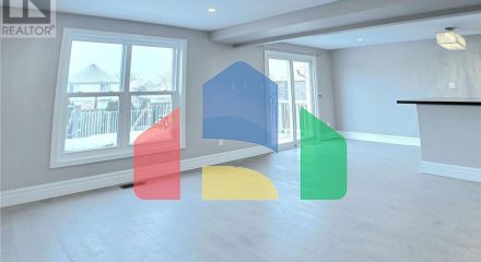 Residential - Single Family Home - Cambridge, Canada - Canada