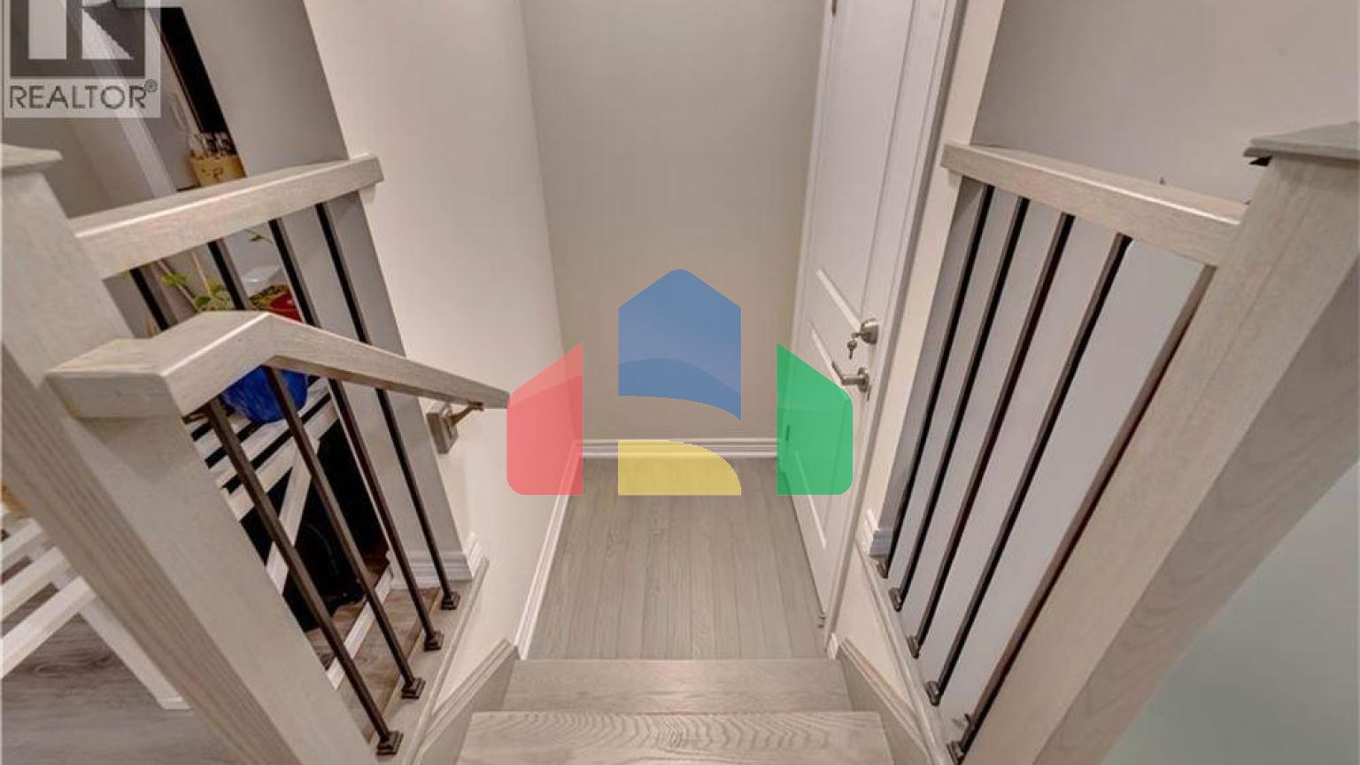 Residential - Single Family Home - Cambridge, Canada - Canada