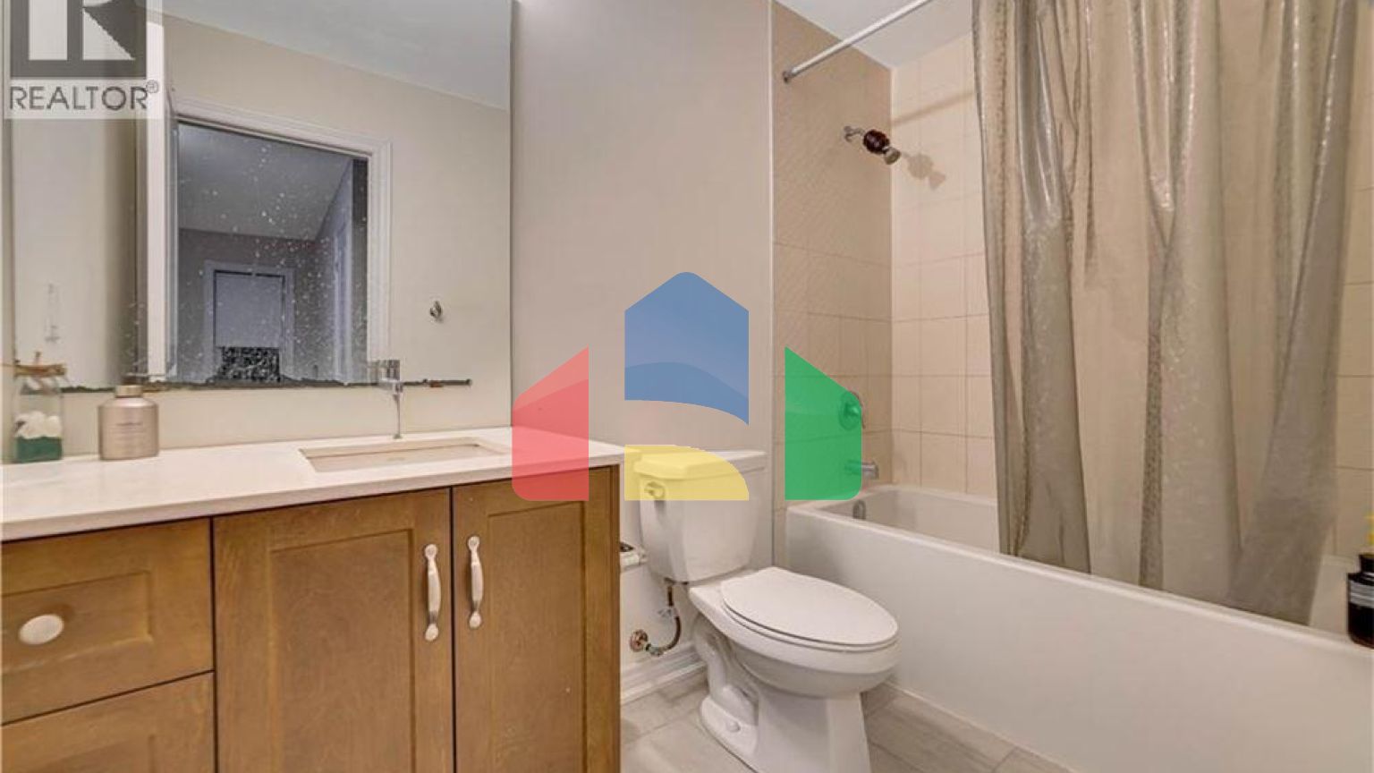 Residential - Single Family Home - Cambridge, Canada - Canada