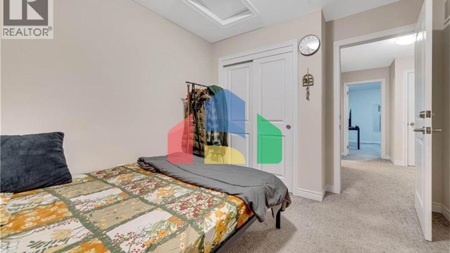 Residential - Single Family Home - Cambridge, Canada - Canada