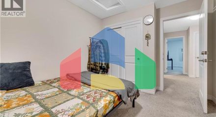 Residential - Single Family Home - Cambridge, Canada - Canada