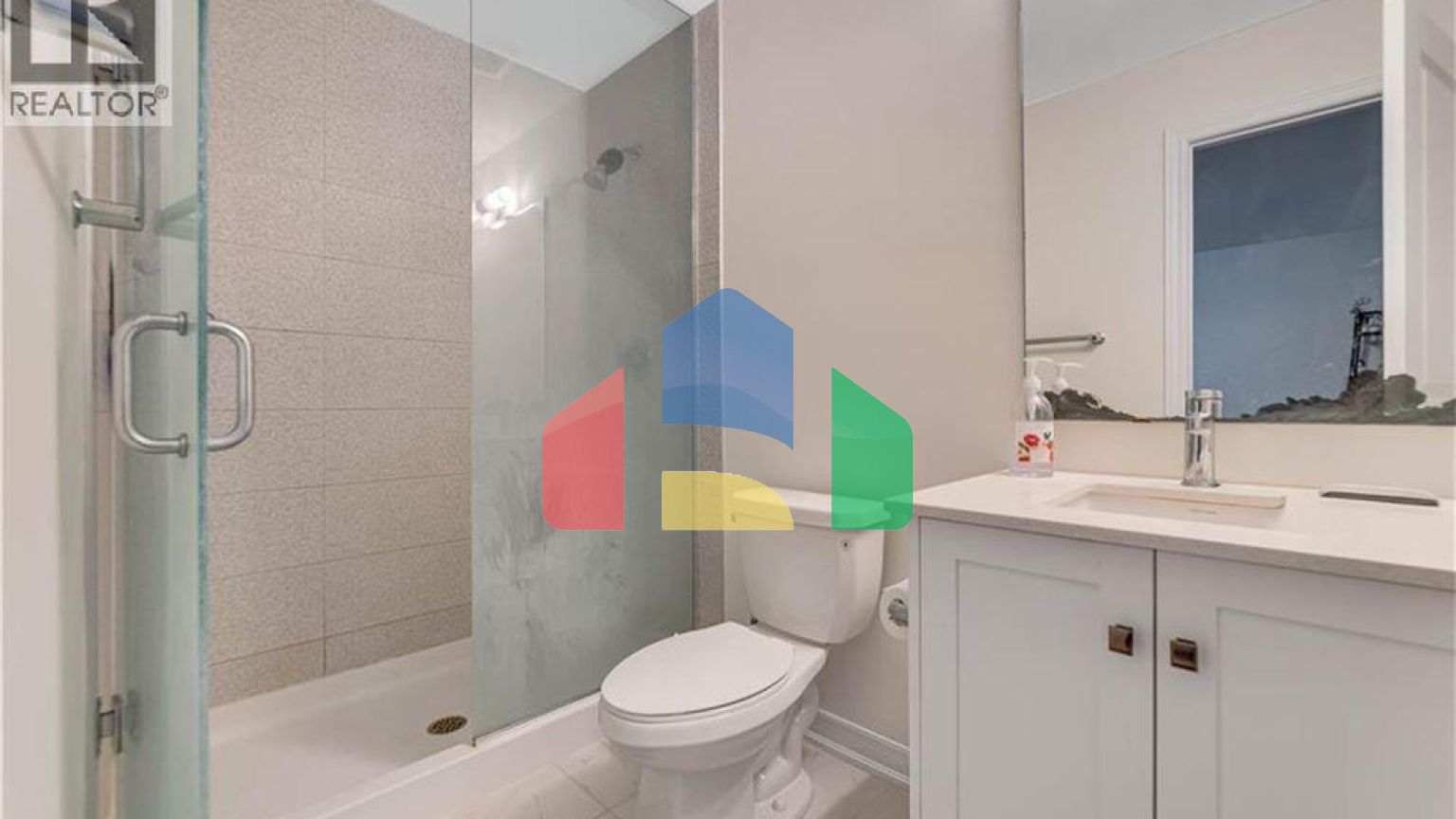 Residential - Single Family Home - Cambridge, Canada - Canada