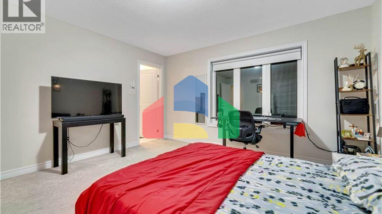 Residential - Single Family Home - Cambridge, Canada - Canada