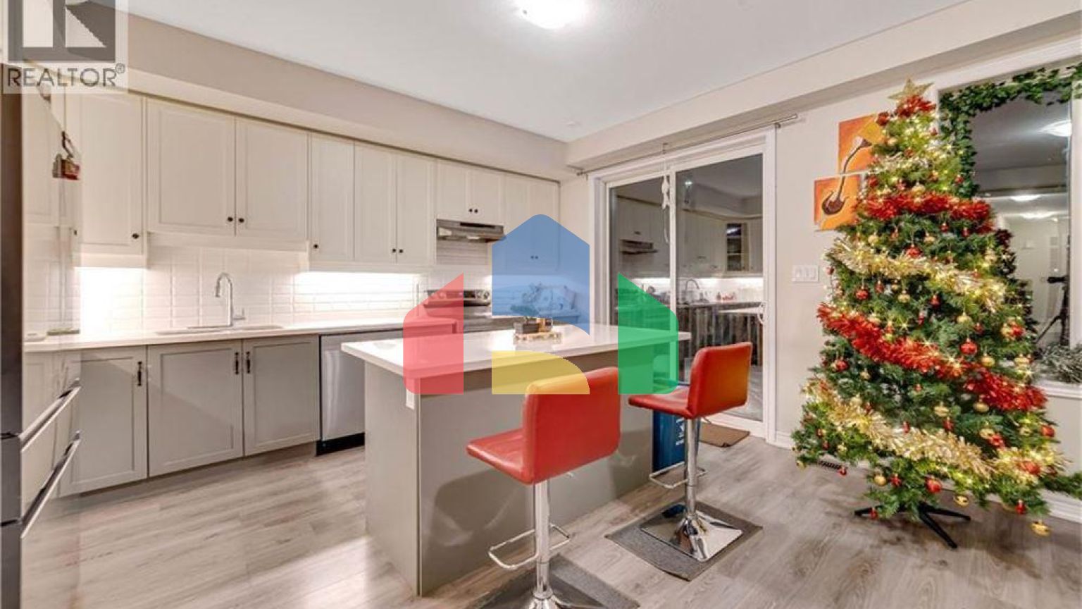 Residential - Single Family Home - Cambridge, Canada - Canada