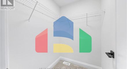 Residential - Single Family Home - Cambridge, Canada - Canada