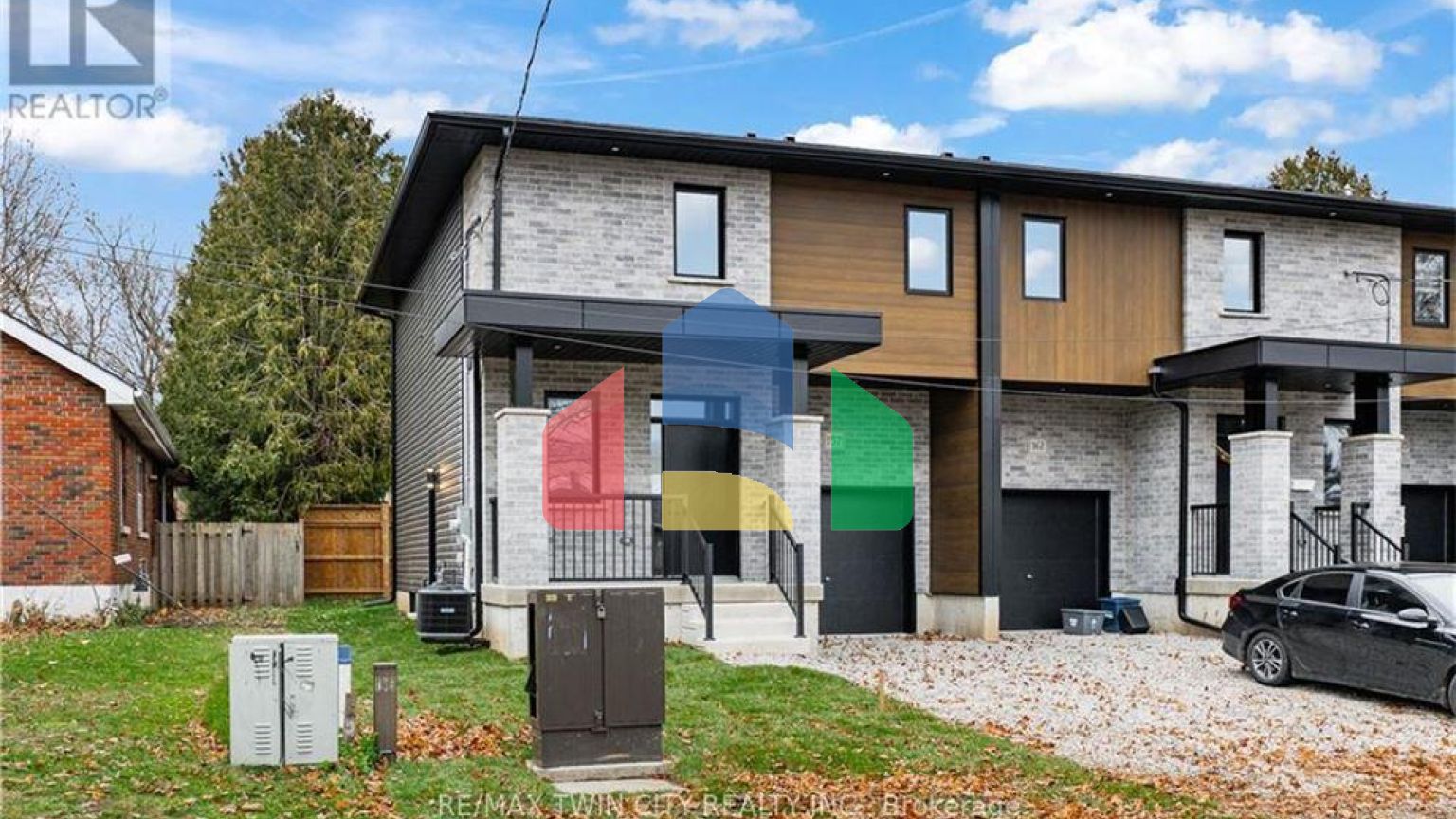 Residential - Single Family Home - Cambridge, Canada - Canada