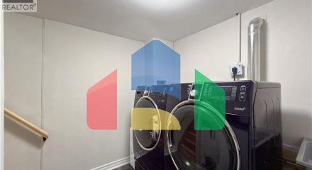 Residential - Single Family Home - Cambridge, Canada - Canada