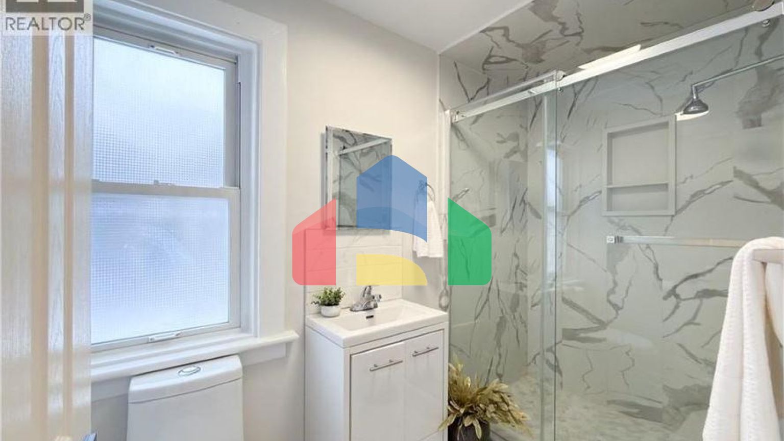 Residential - Single Family Home - Cambridge, Canada - Canada