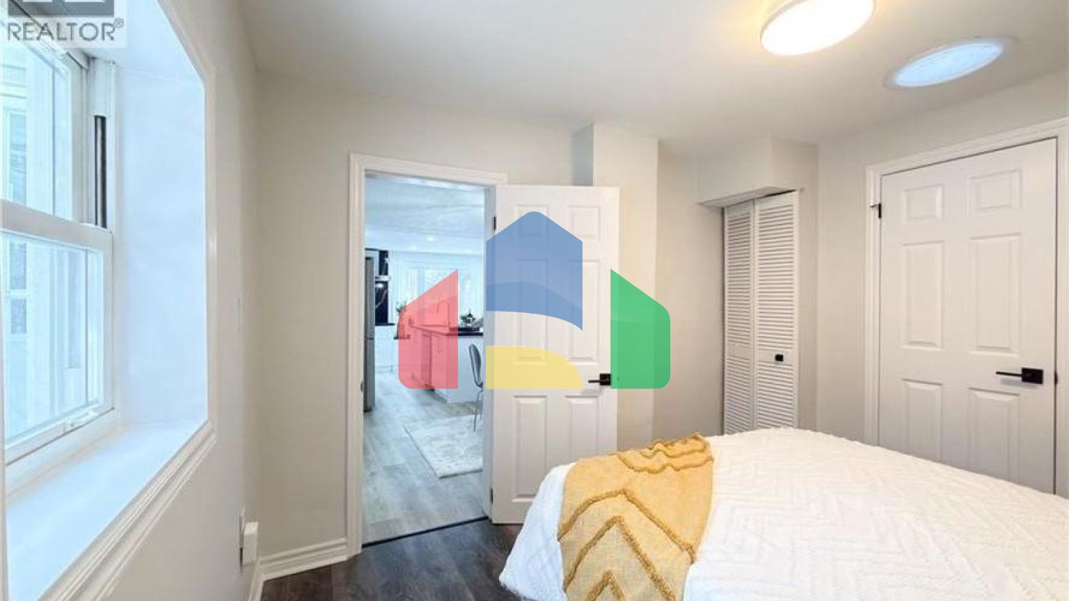 Residential - Single Family Home - Cambridge, Canada - Canada