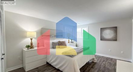 Residential - Single Family Home - Cambridge, Canada - Canada