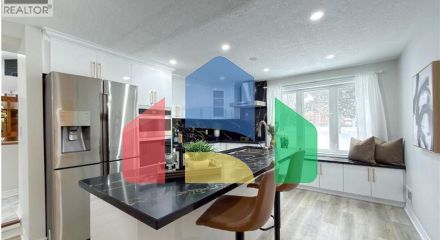 Residential - Single Family Home - Cambridge, Canada - Canada