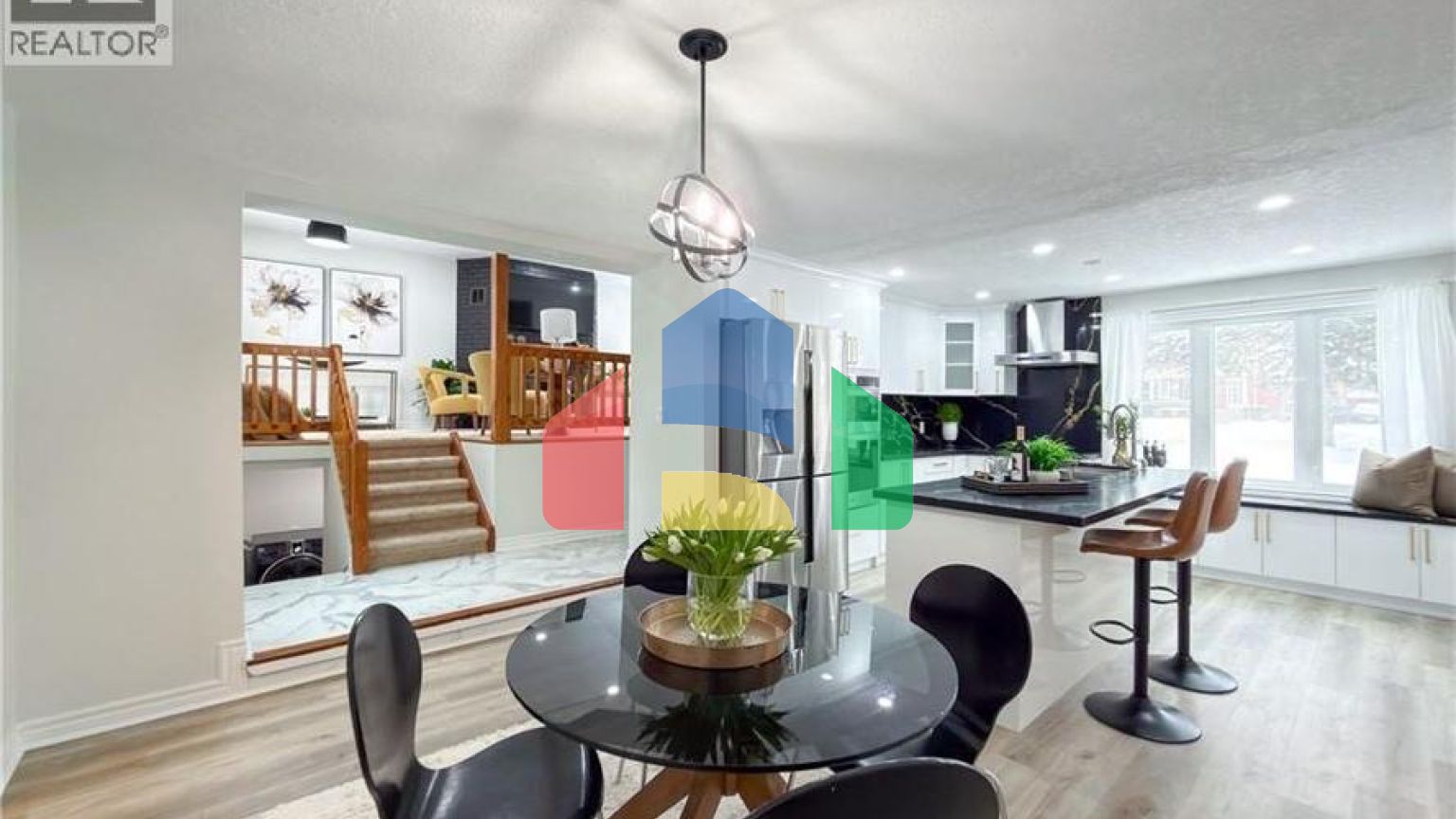 Residential - Single Family Home - Cambridge, Canada - Canada