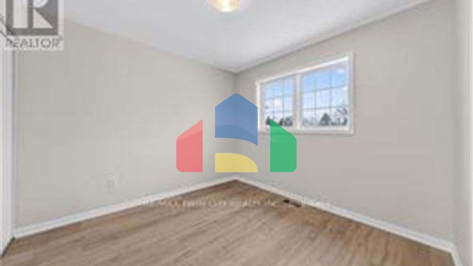 Residential - Single Family Home - Cambridge, Canada - Canada