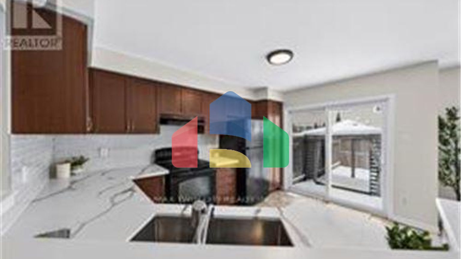 Residential - Single Family Home - Cambridge, Canada - Canada