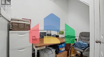 Commercial - Commercial/Retail - Cambridge, Canada - Canada