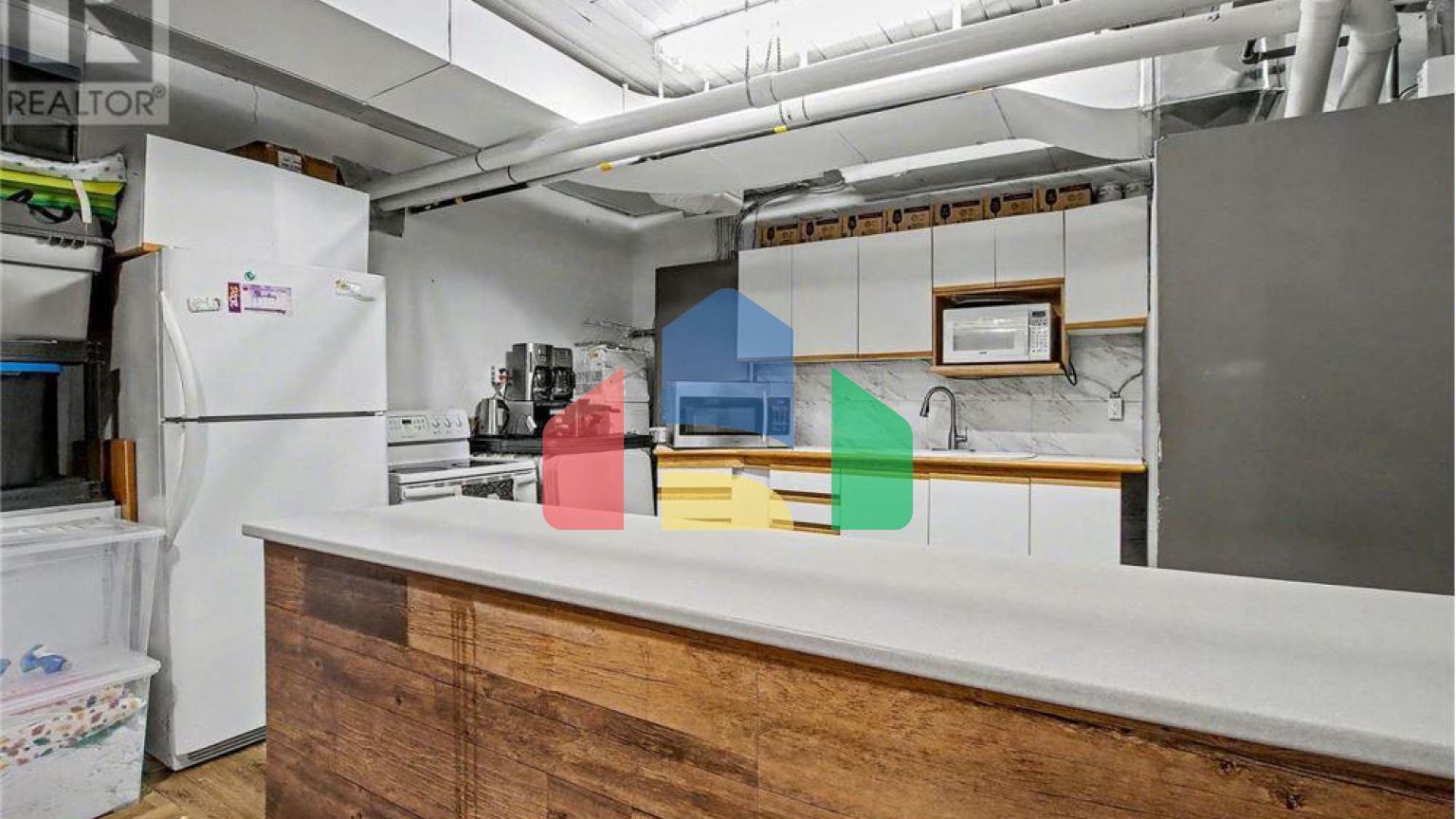 Commercial - Commercial/Retail - Cambridge, Canada - Canada