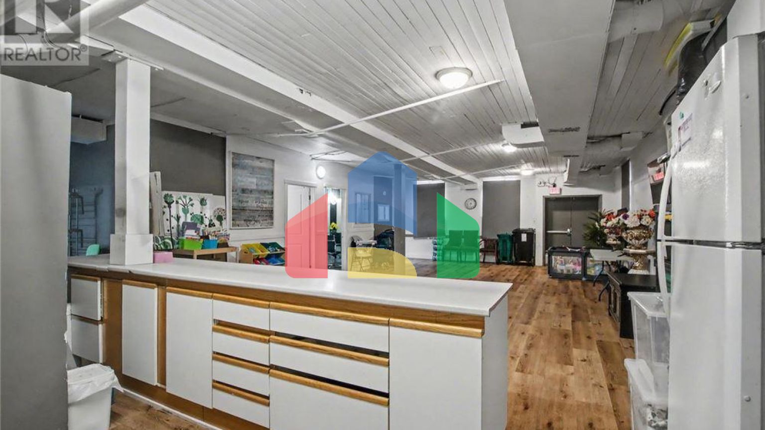 Commercial - Commercial/Retail - Cambridge, Canada - Canada