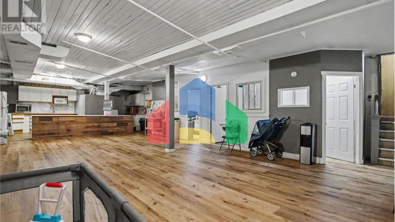 Commercial - Commercial/Retail - Cambridge, Canada - Canada