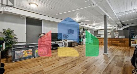 Commercial - Commercial/Retail - Cambridge, Canada - Canada