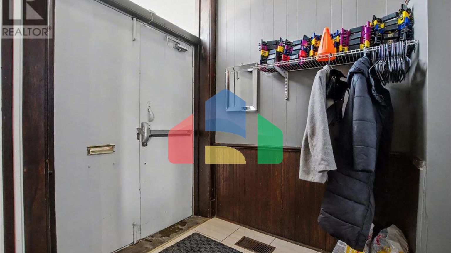 Commercial - Commercial/Retail - Cambridge, Canada - Canada