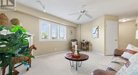 Residential - Condo/Apartment - Cambridge, Canada - Canada