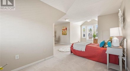 Residential - Condo/Apartment - Cambridge, Canada - Canada