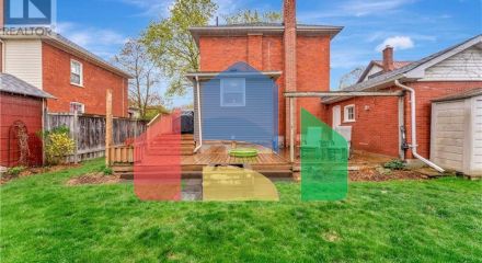 Residential - Single Family Home - Cambridge, Canada - Canada