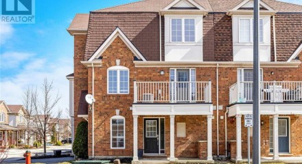 Residential - Single Family Home - Cambridge, Canada - Canada