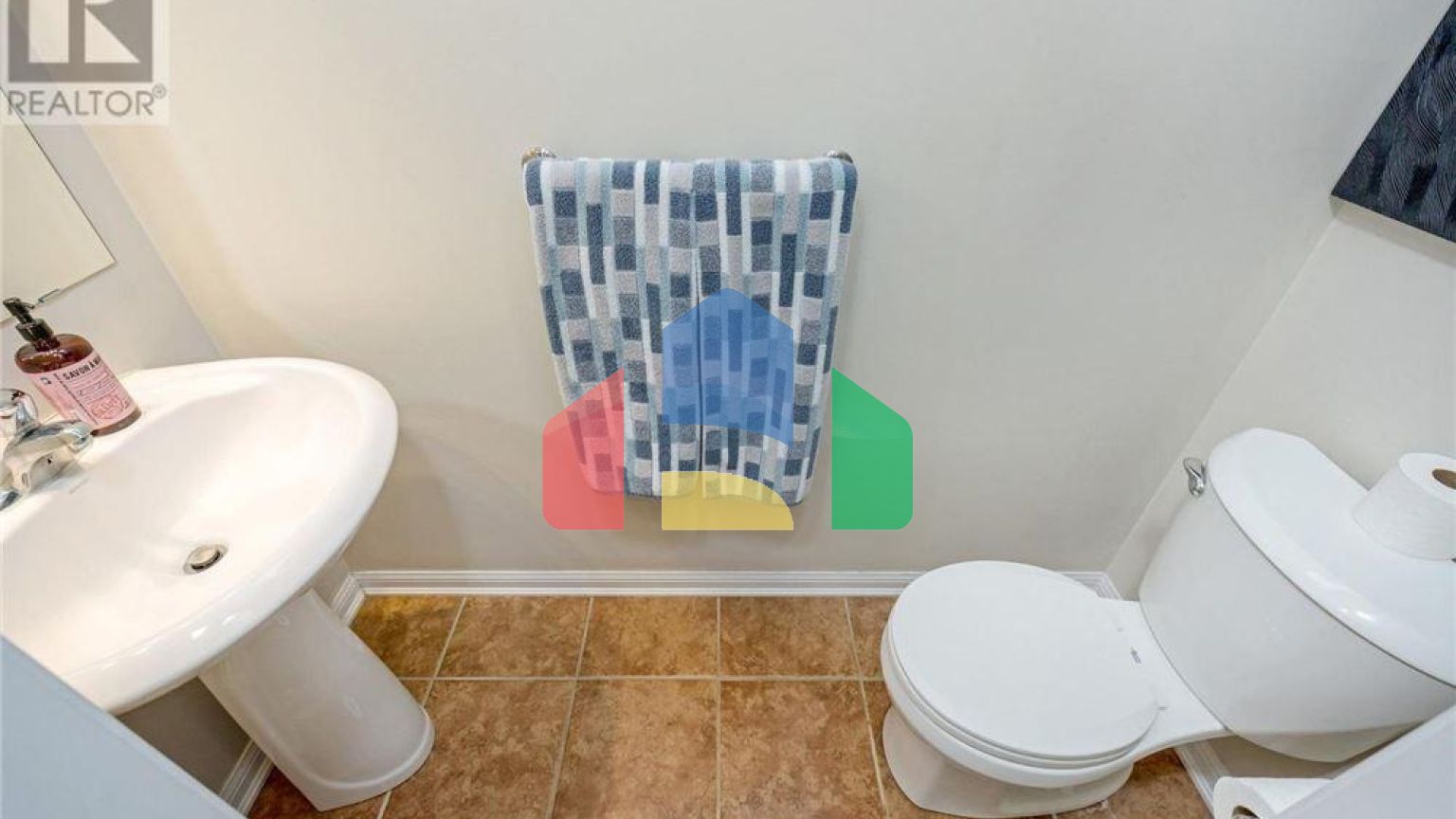 Residential - Single Family Home - Cambridge, Canada - Canada