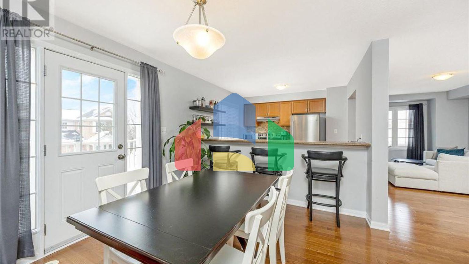 Residential - Single Family Home - Cambridge, Canada - Canada