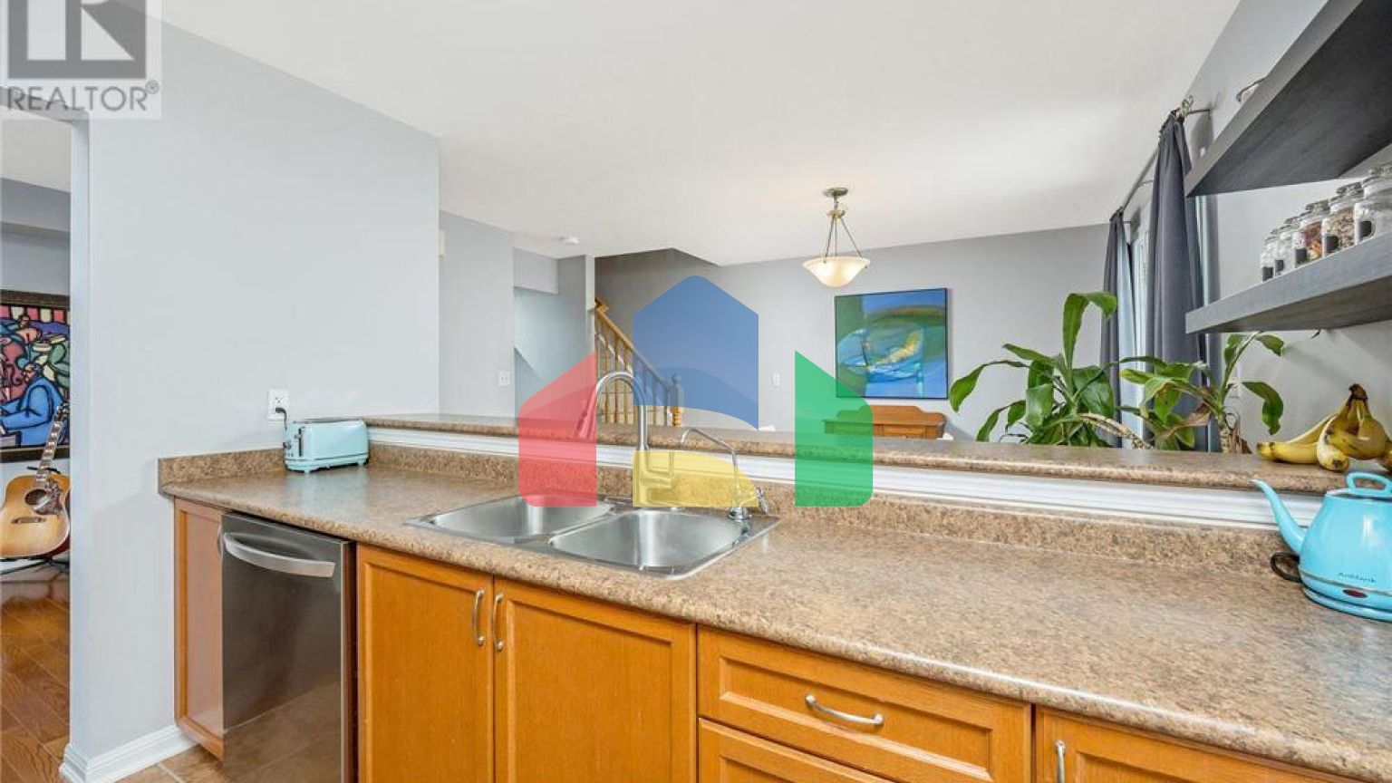 Residential - Single Family Home - Cambridge, Canada - Canada