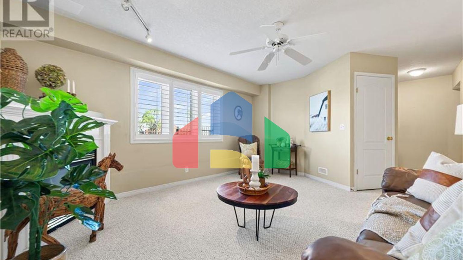 Residential - Condo/Apartment - Cambridge, Canada - Canada