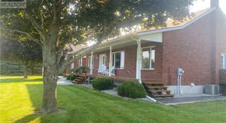 Residential - Single Family Home - Rideau Lakes, Canada - Canada