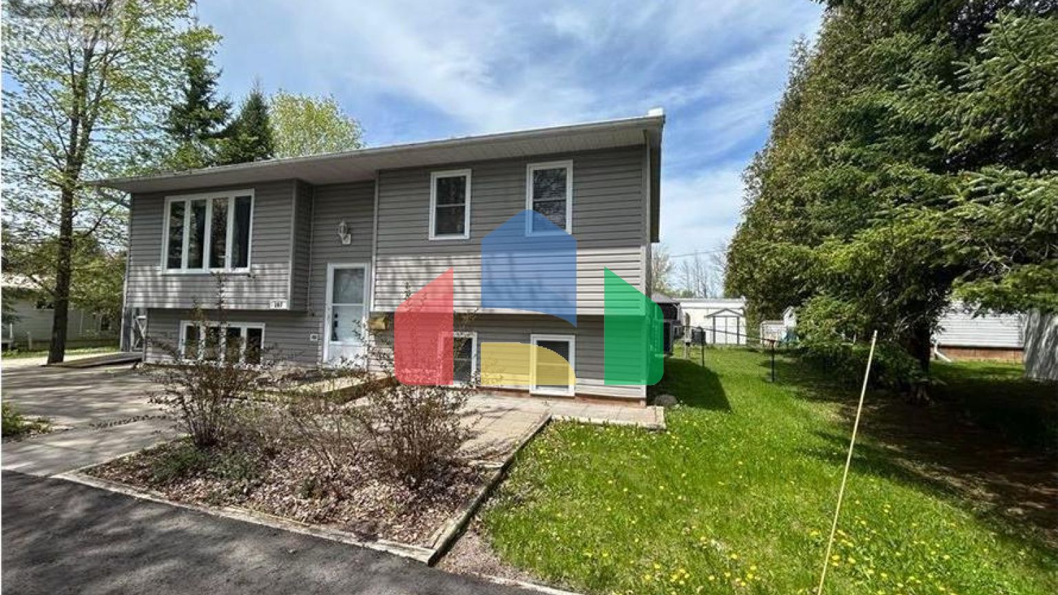 Residential - Single Family Home - Rideau Lakes, Canada - Canada