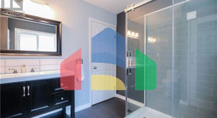 Residential - Single Family Home - Duncan, Canada - Canada