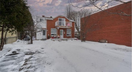 Residential - Duplex - Montréal-Nord, Canada - Canada
