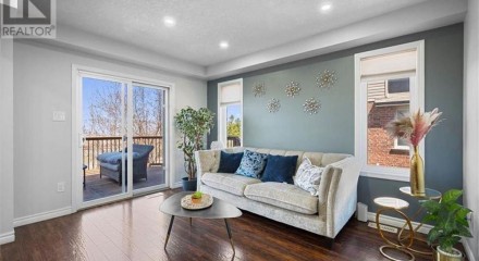 Residential - Single Family Home - New Hamburg, Canada - Canada